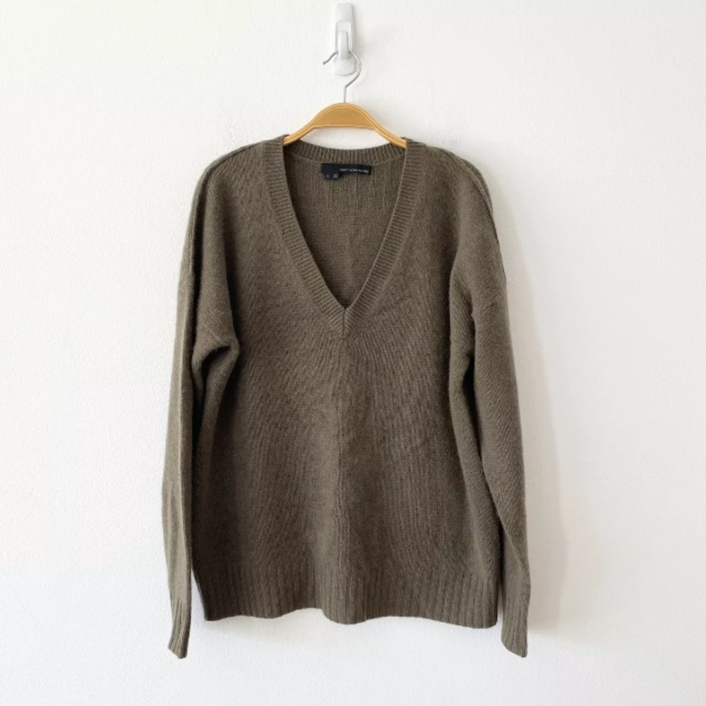 360 Cashmere V-Neck Sweater Gray/Brown SMALL